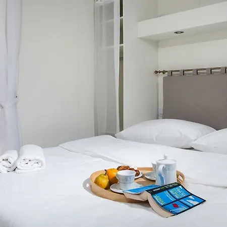 Dom wakacyjny Mobile Homes Marco Polo Village Cin10007 Mya Korčula